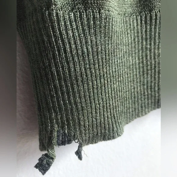 THEORY Double V Silk Tank Top - Picture 9 of 12